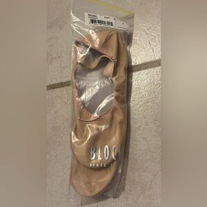 Bloch pink Ballet Slippers